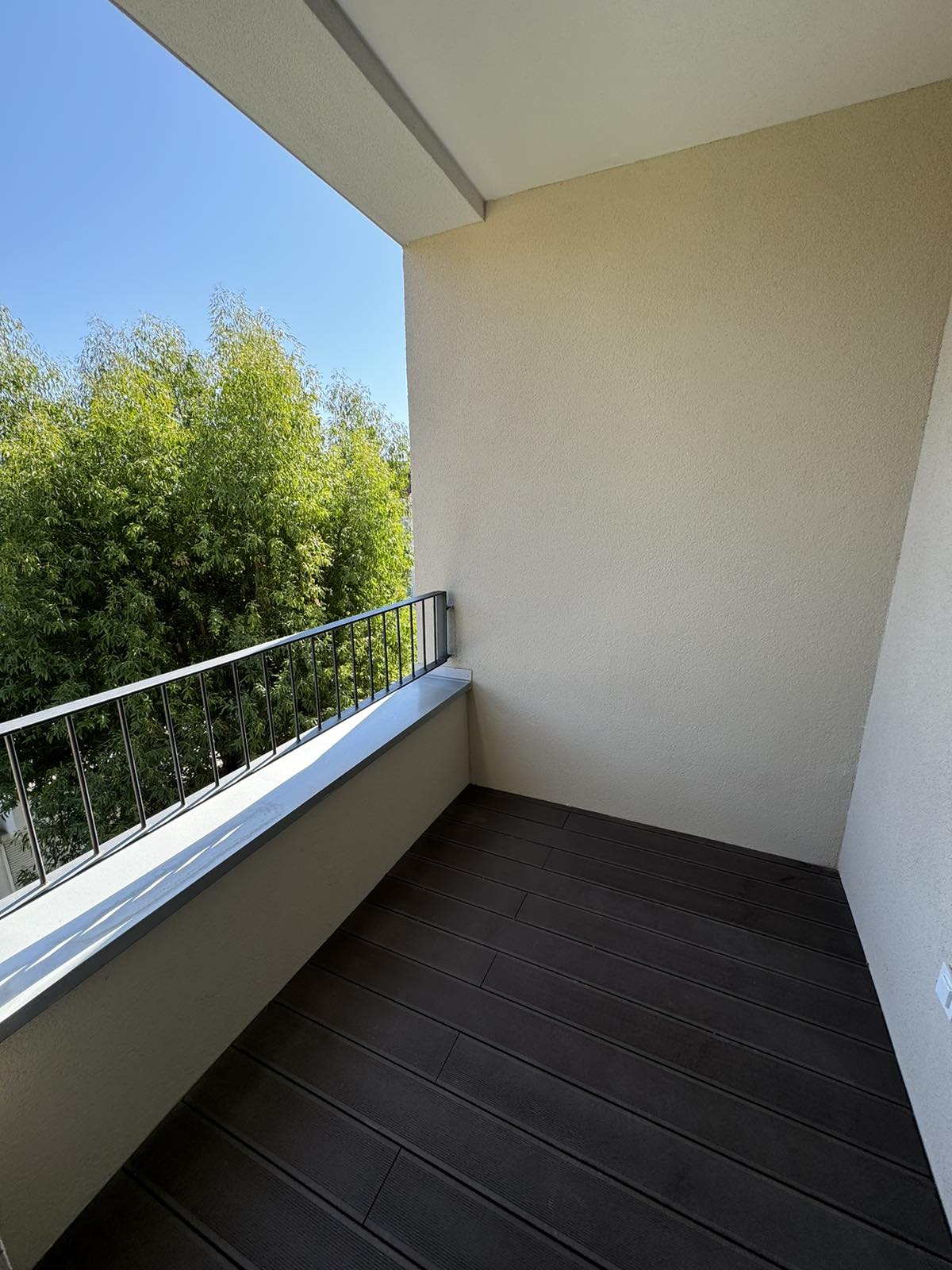 36f371a0-46ec-465c-bcf0-cf7439d68c47.jpg