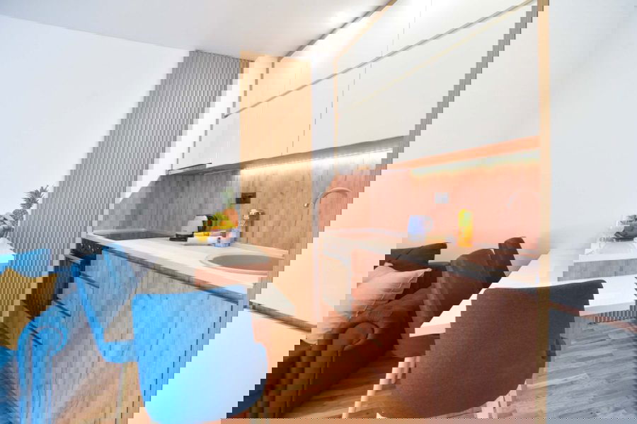 3754fff2-4ce2-4021-a0d0-bc0582f0ae16.jpg
