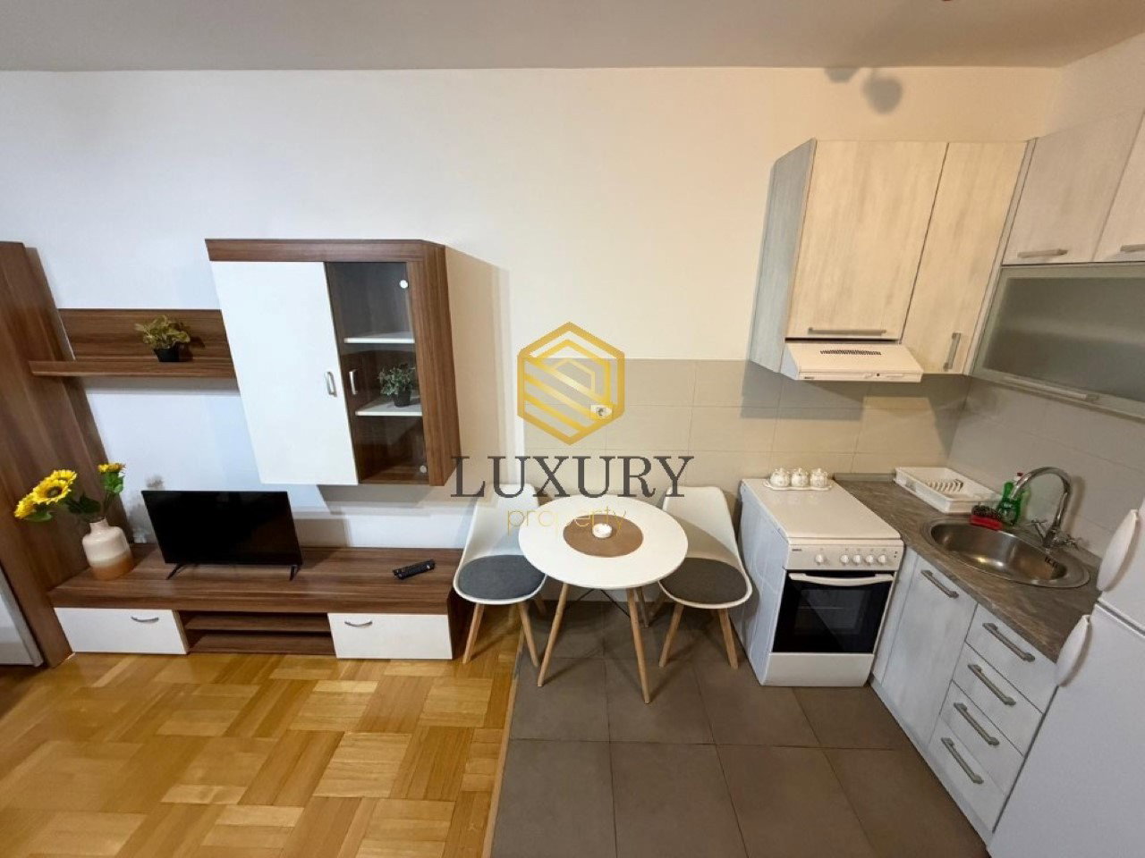 Оренда - Квартира Podgorica, City Kvart