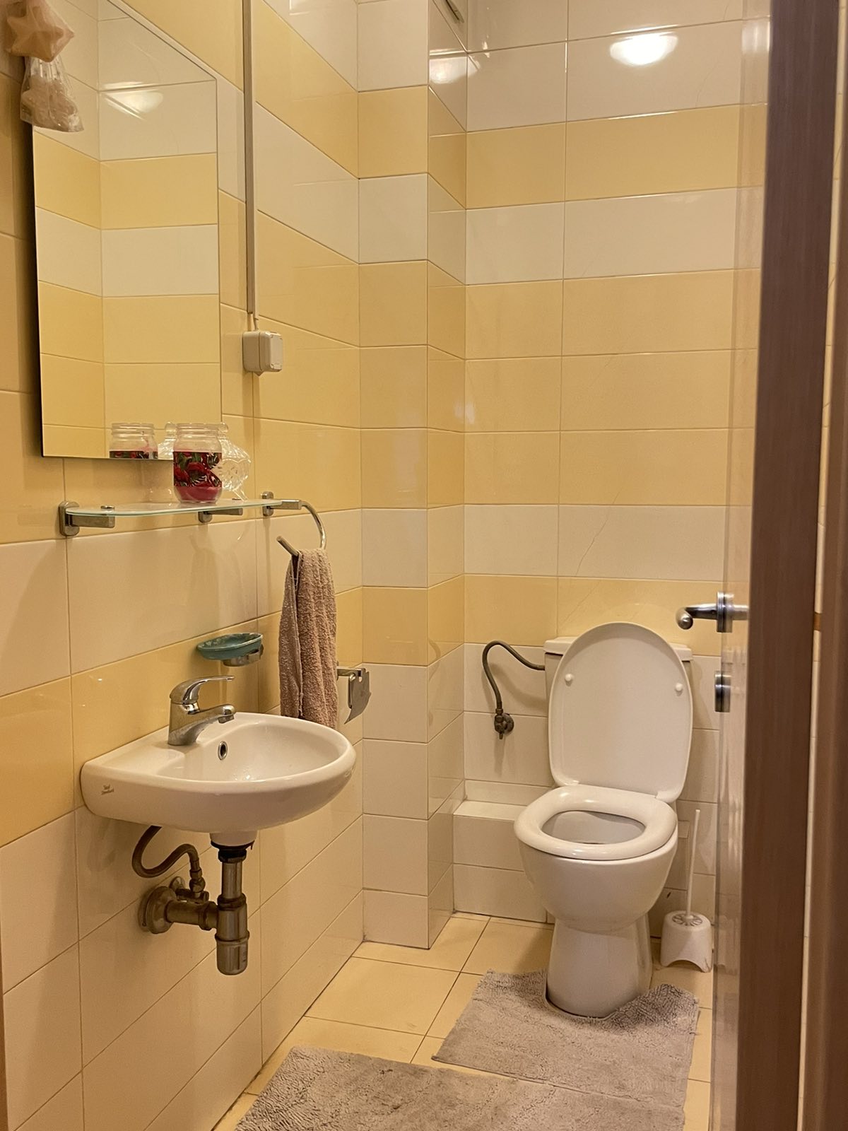 39175ddb-c9e4-4acc-a3f3-79db20b57ef9.jpg