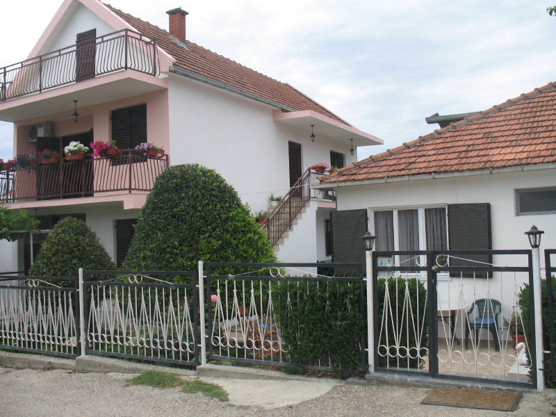 Prodaja - Kuća Bar, Šušanj