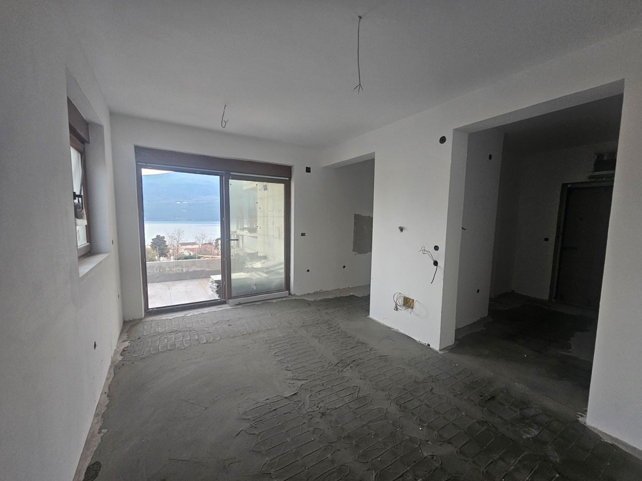 Sale - Apartment Herceg Novi, Đenovići