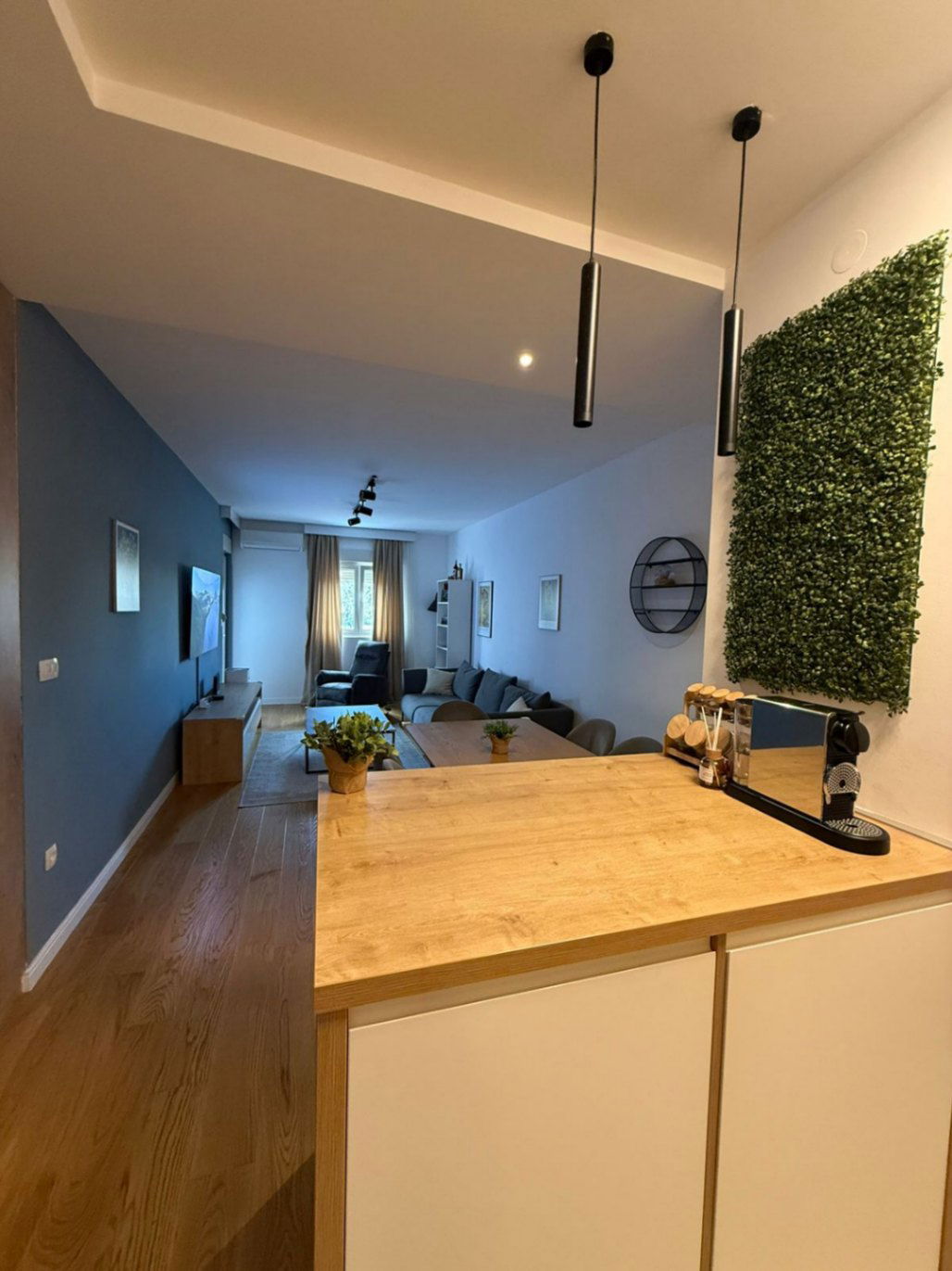 Продаж - Квартира Bar, Centar