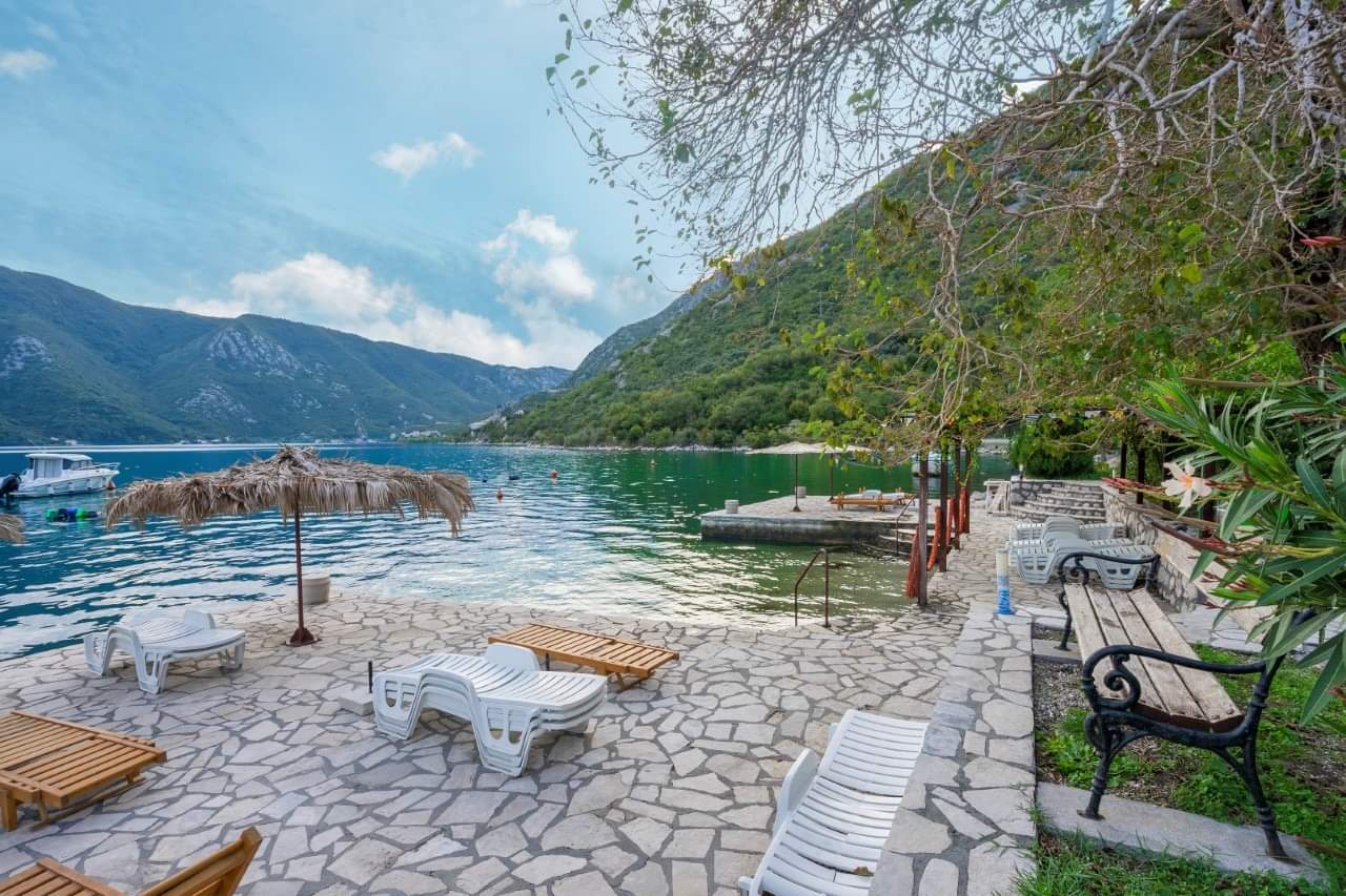 Sale - House Kotor, Strp