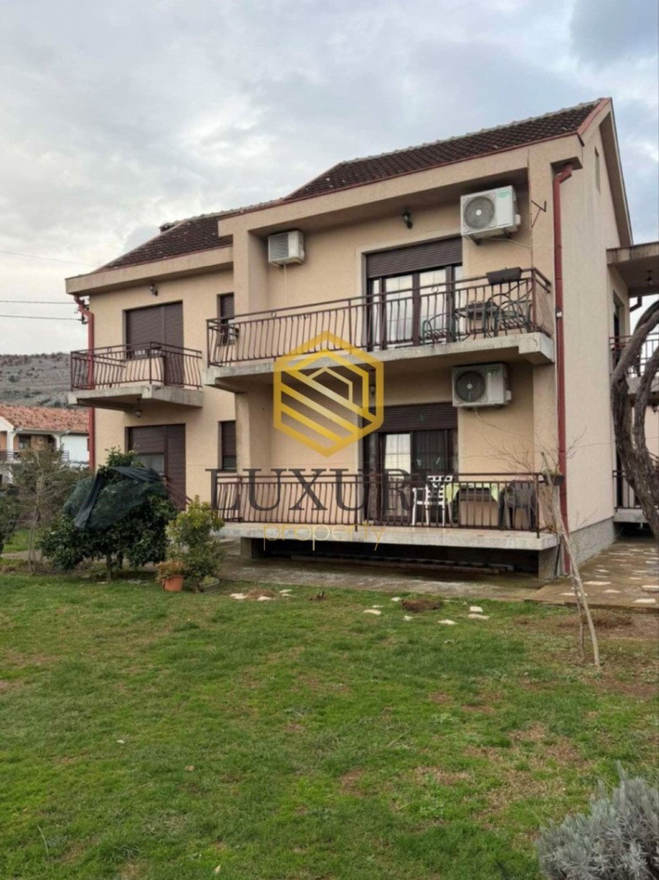 Rent - Apartment Podgorica, Tološi