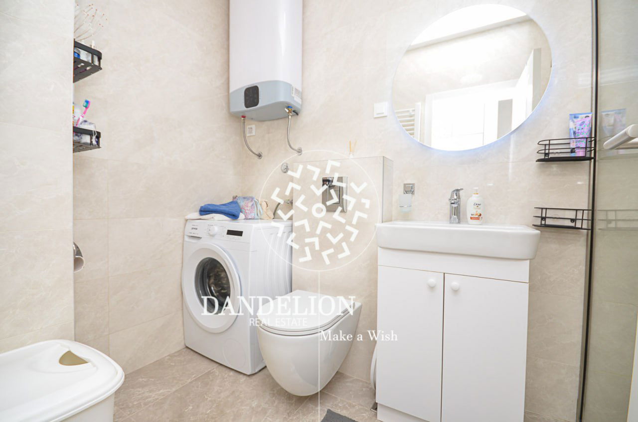 3aefd3d0-5c94-4fc1-8344-7cafcabe99c9.jpg
