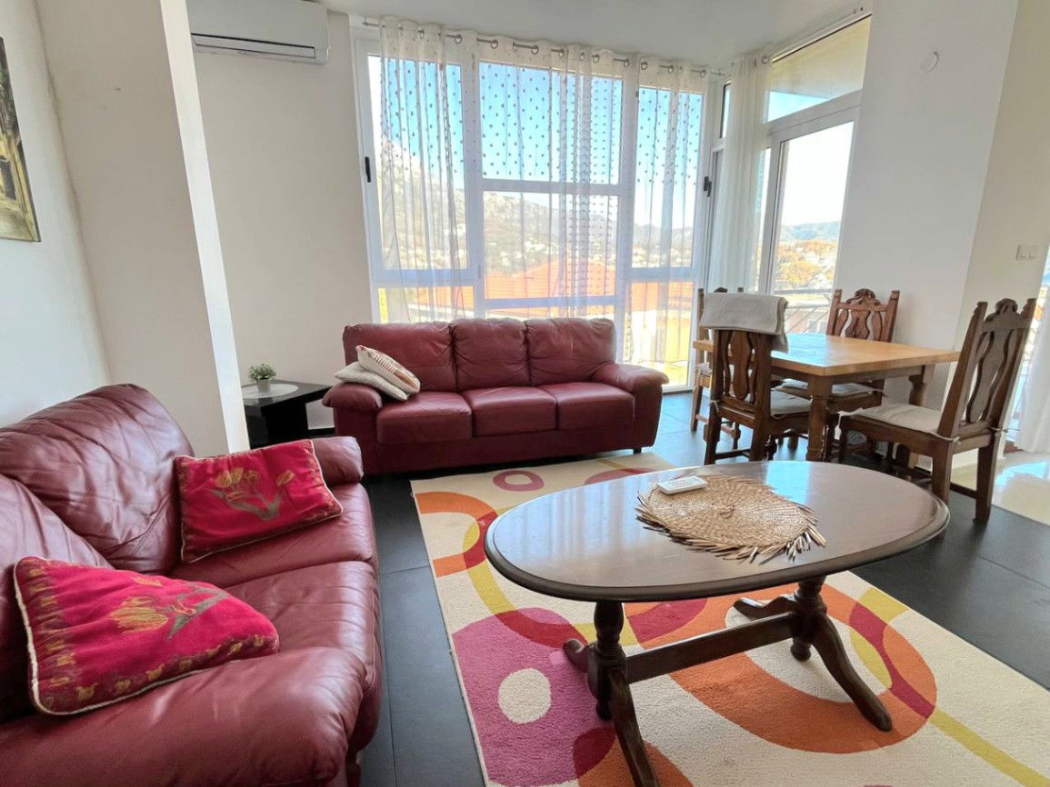 Izdavanje - Stan Herceg Novi, Srbina