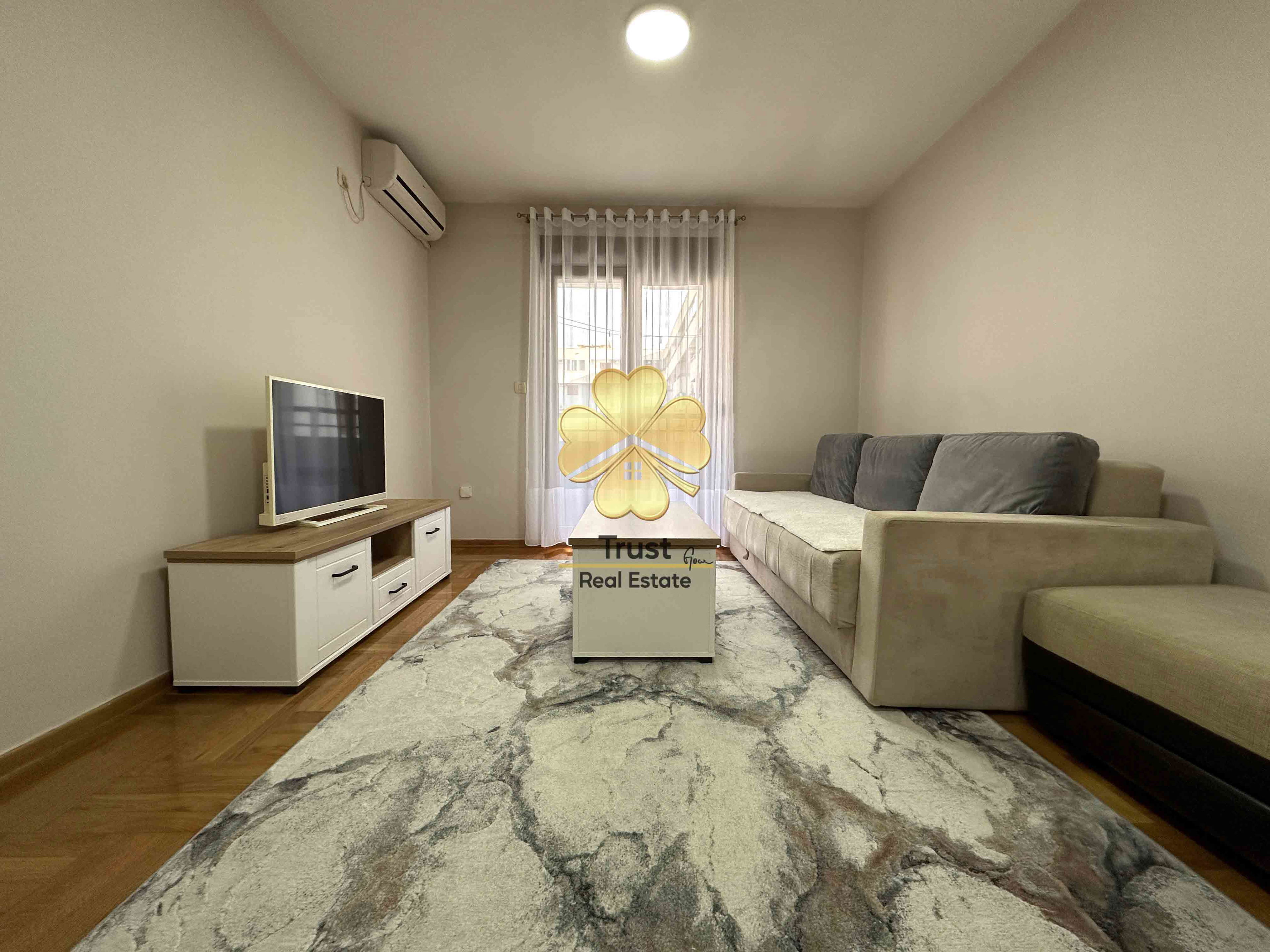 Izdavanje - Stan Podgorica, Podgorica