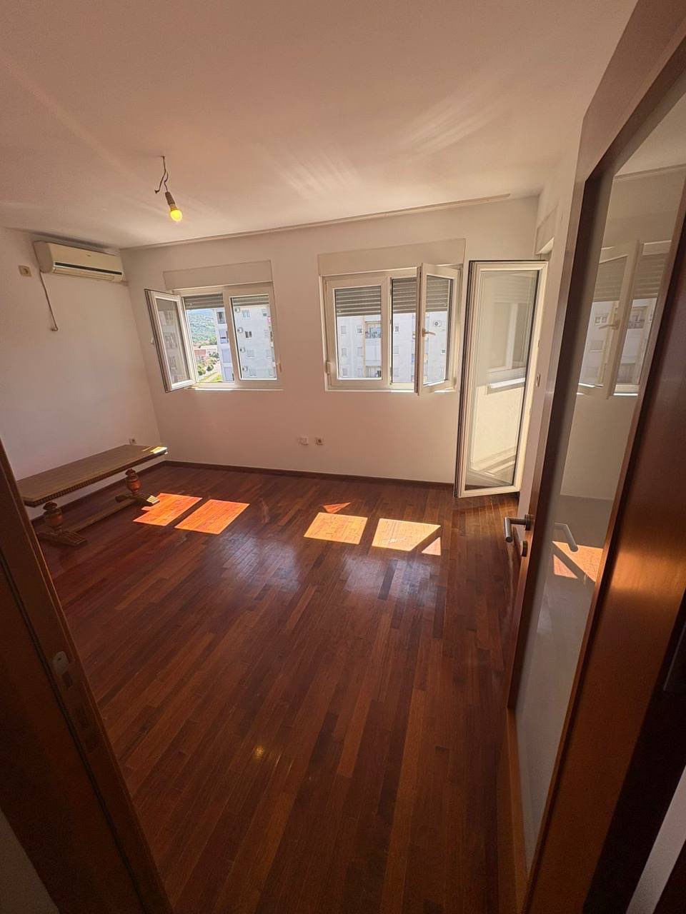 Kiralık - Daire Podgorica, Stari Aerodrom