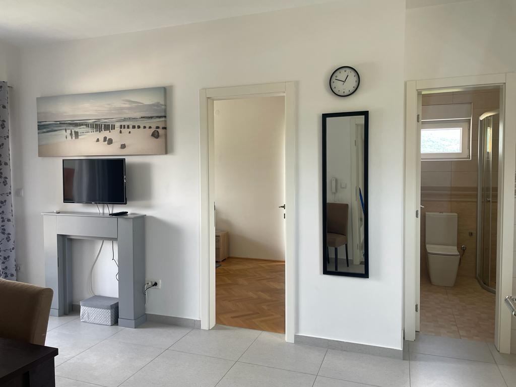 Продажа - Квартира Tivat, Brdišta