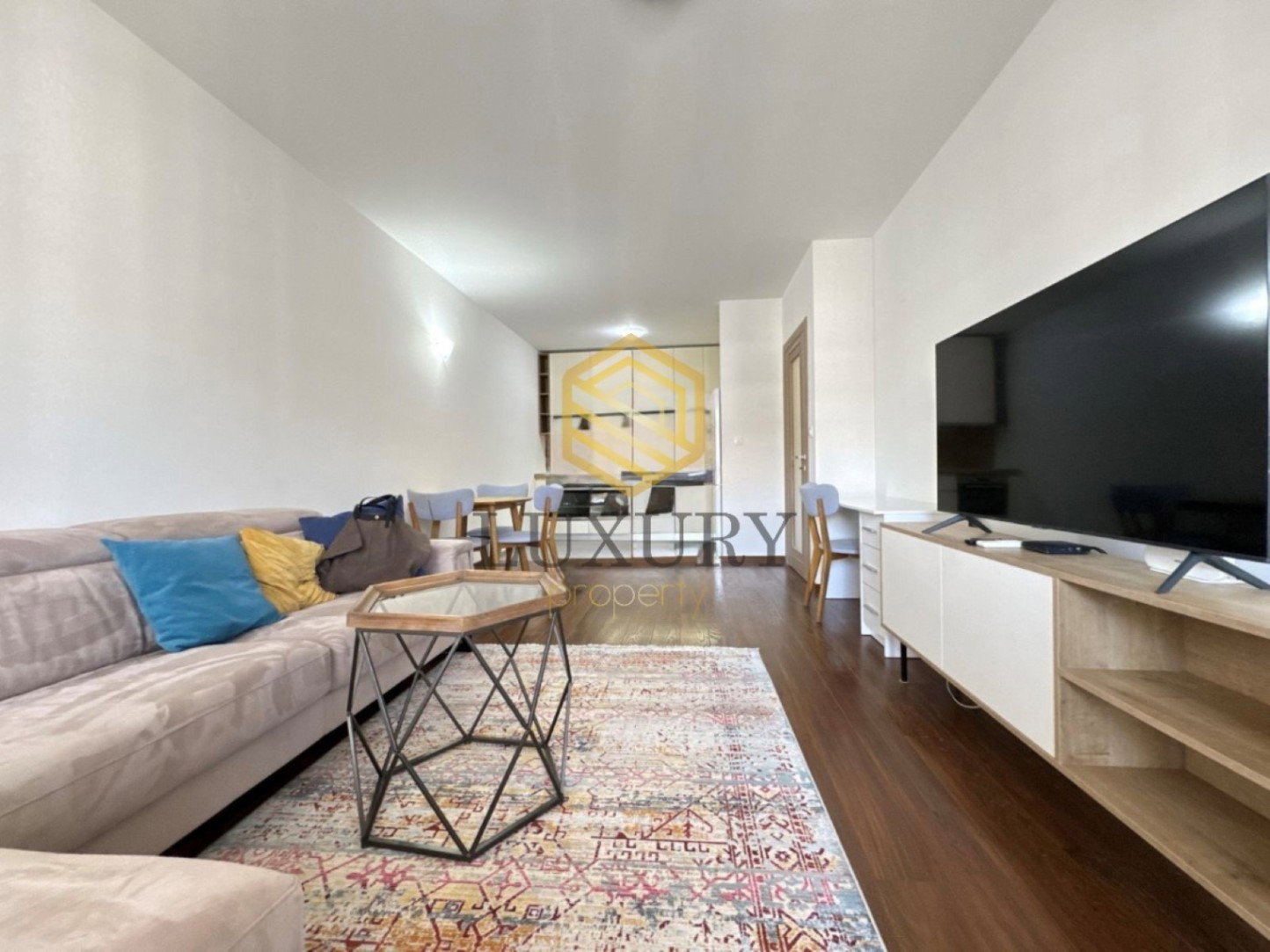 Izdavanje - Stan Podgorica, Master Kvart