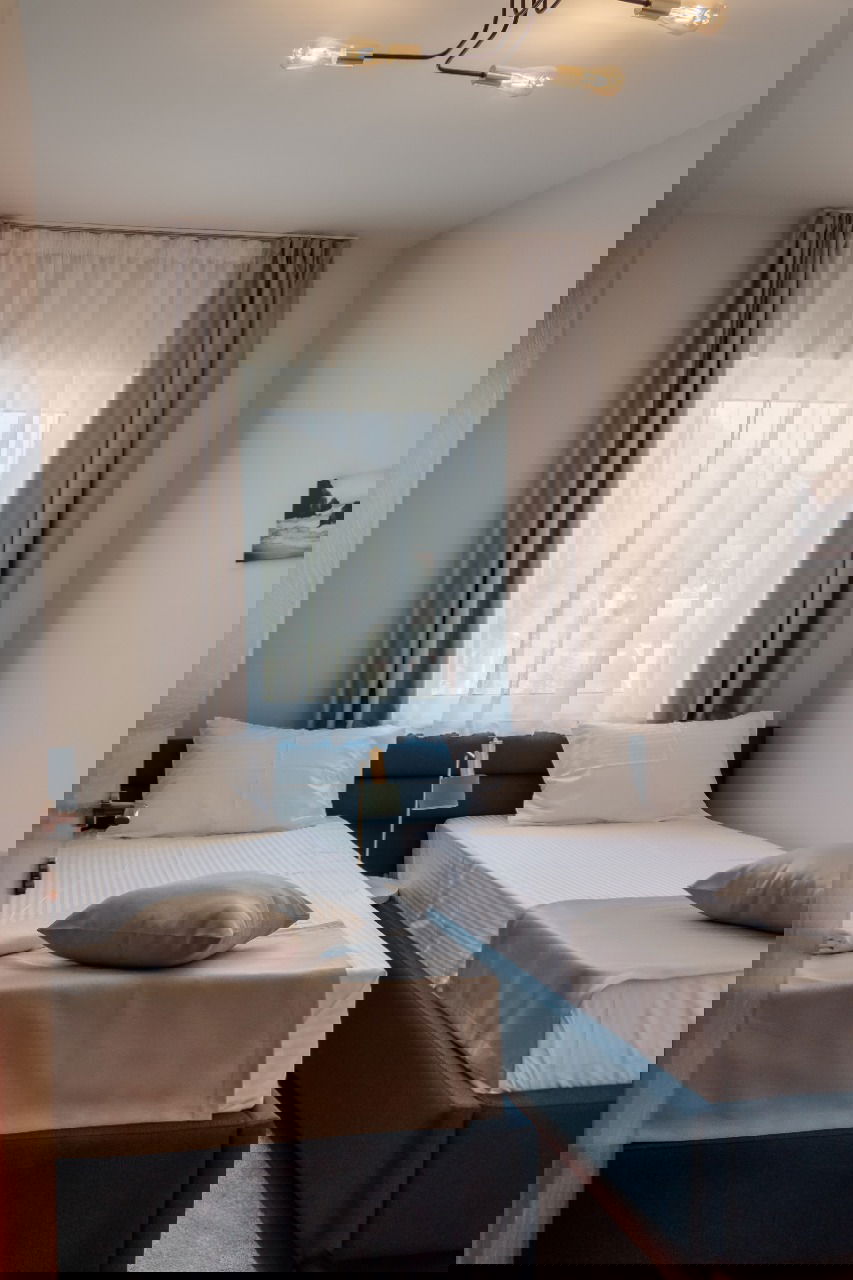 3e03764c-646b-4a72-b88f-a4f8aae56b17.jpeg