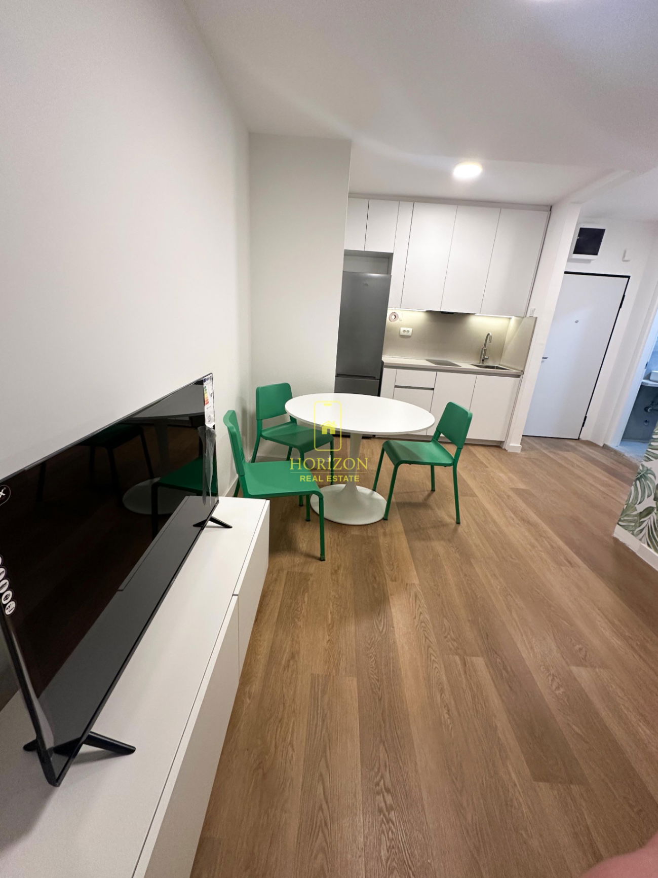 Izdavanje - Stan Podgorica, Preko Morače