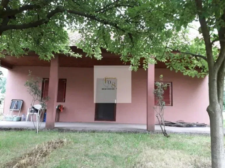 Продаж - Будинок Danilovgrad, Centar