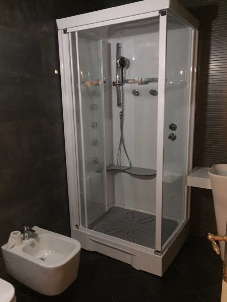 4005526a-57de-4596-bed3-a43279e45cf9.jpg