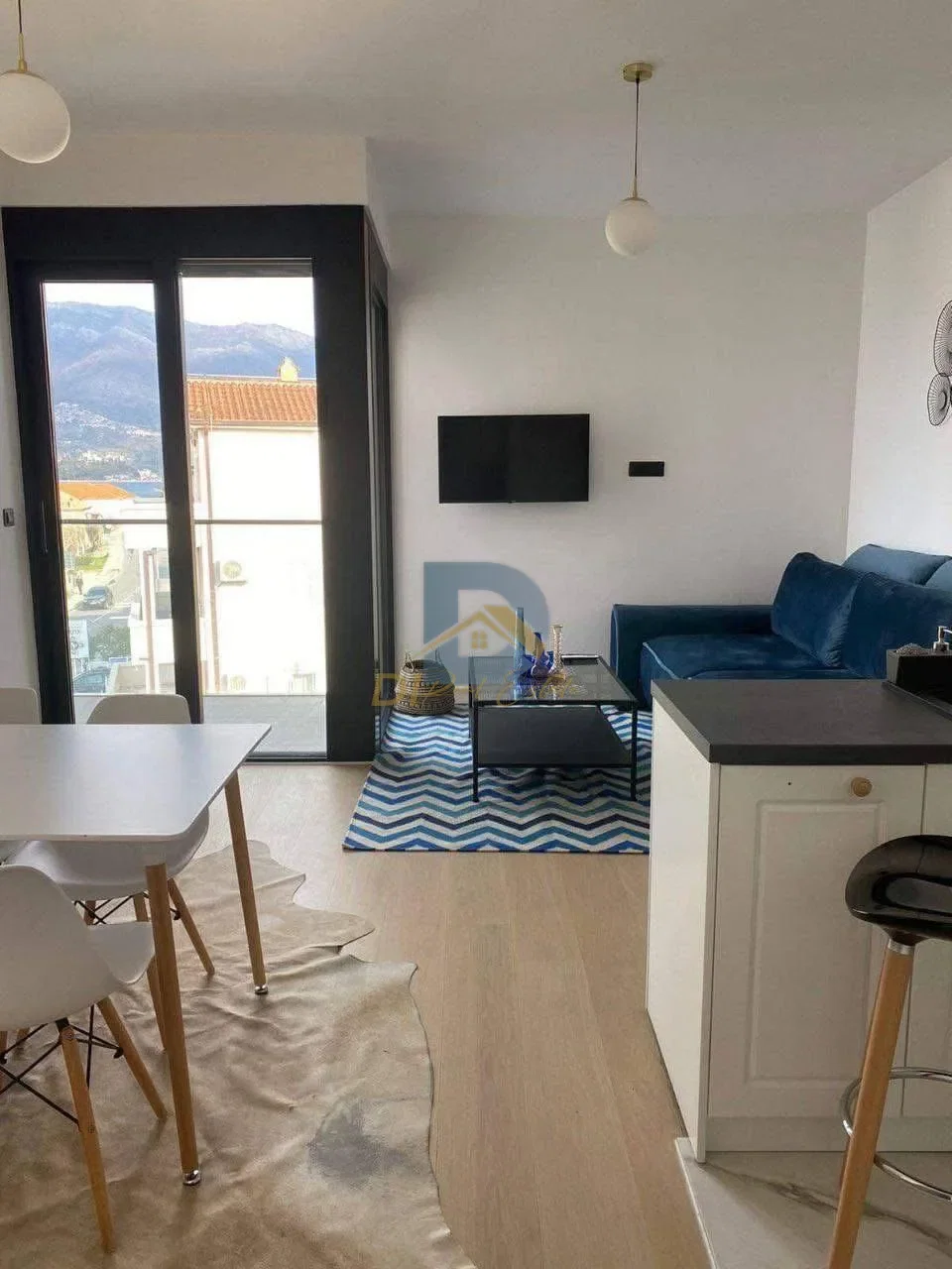 Prodaja - Stan Tivat, Donja Lastva