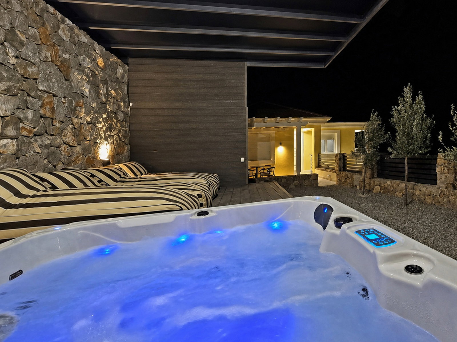 Rent - Apartment Tivat, Ostalo