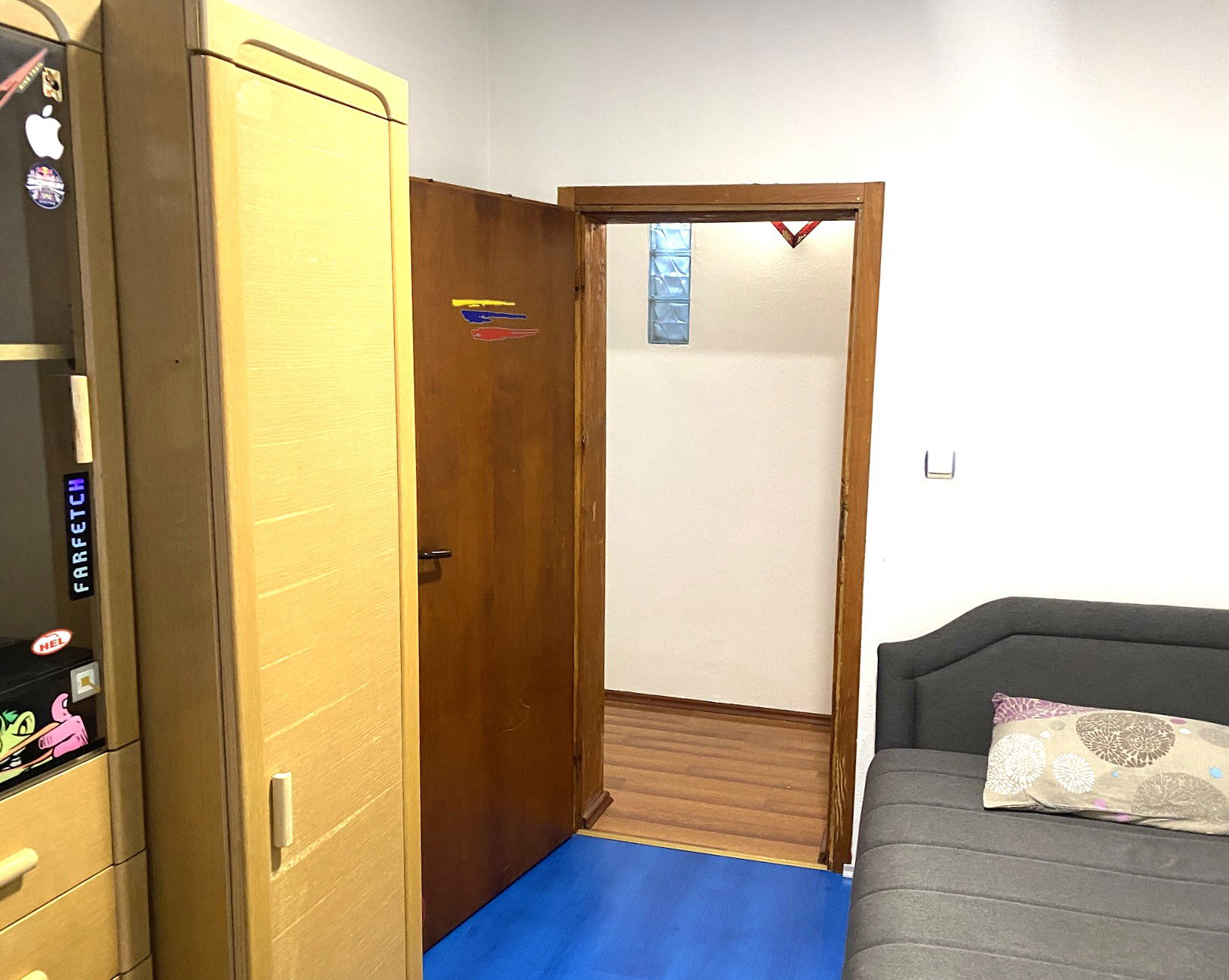 41e76a22-dd11-41a8-81f4-f9e276aea452.jpg