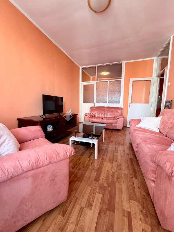 Sale - Apartment Podgorica, Gintaš