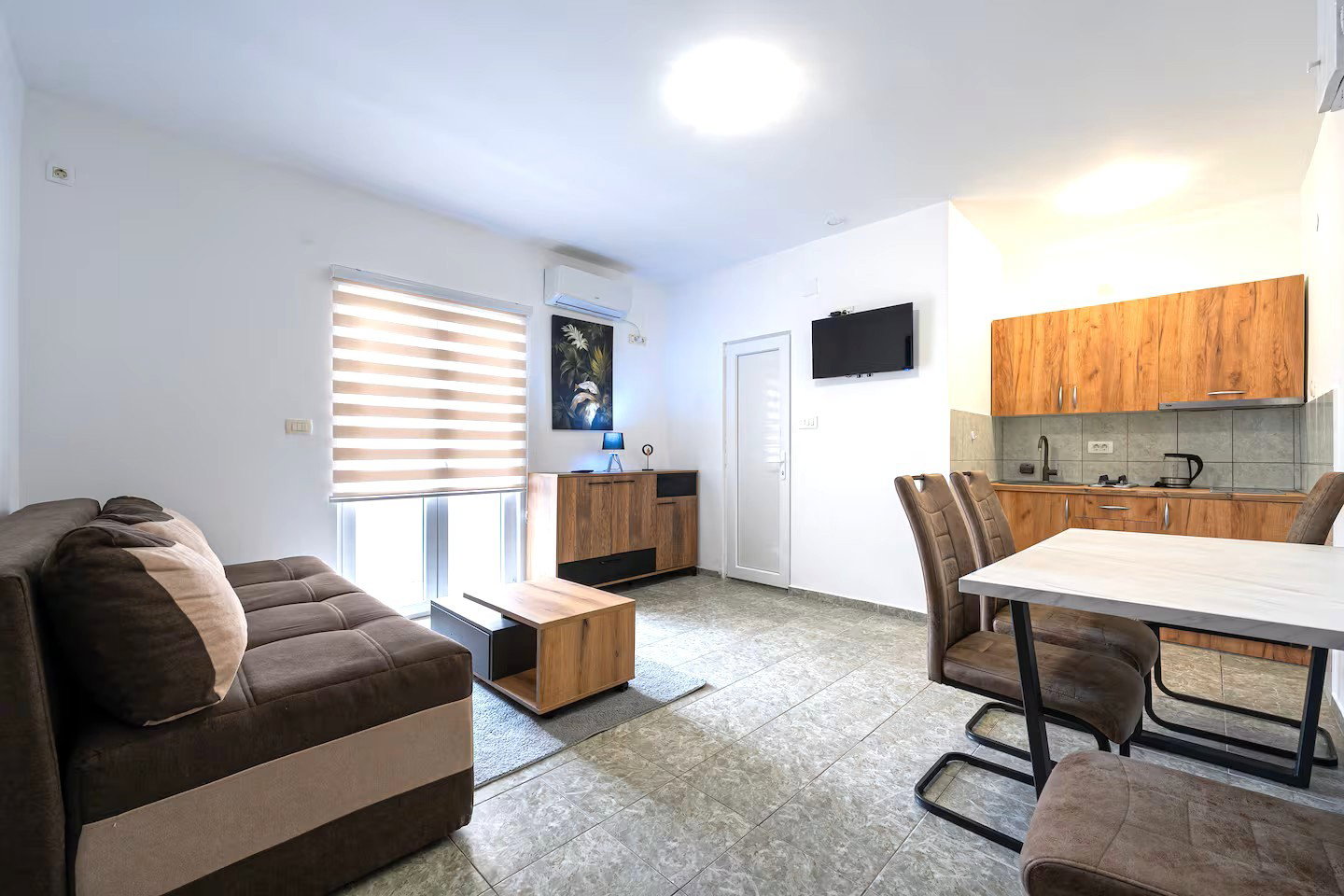 Оренда - Квартира Tivat, Seljanovo