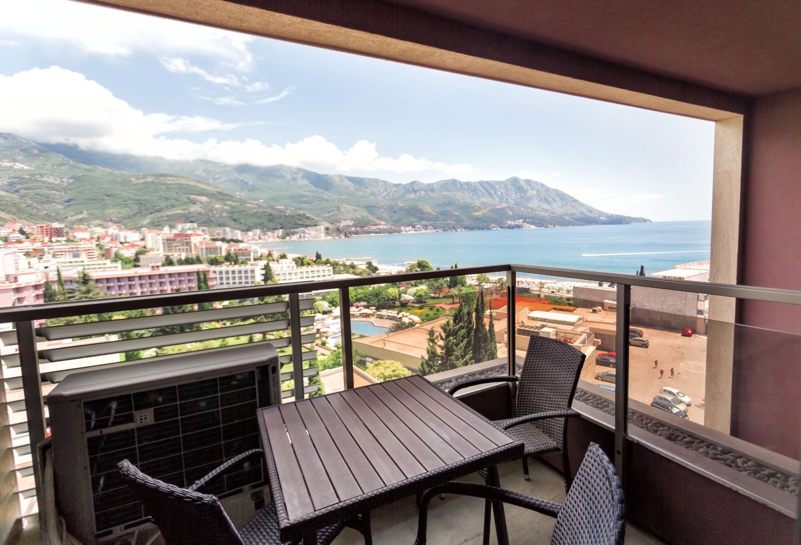 Sale - Apartment Budva, Bečići