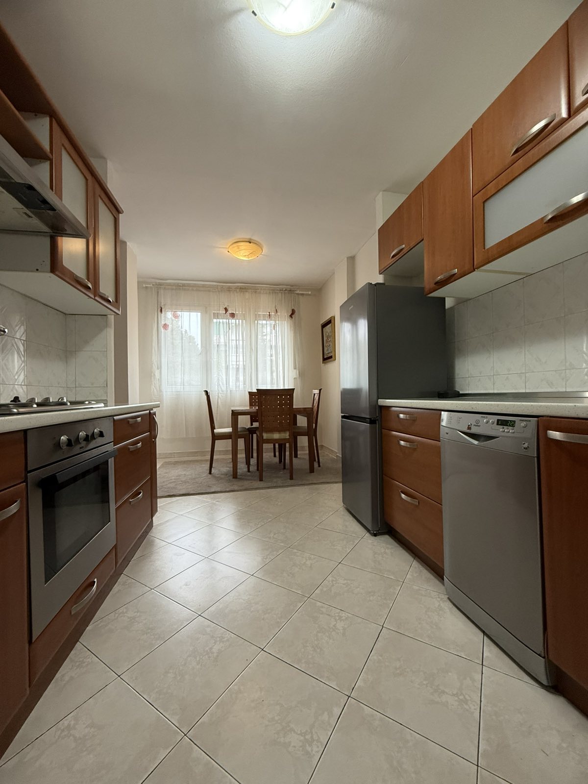 4379f8ef-e272-418f-8814-f15499bafe13.jpg