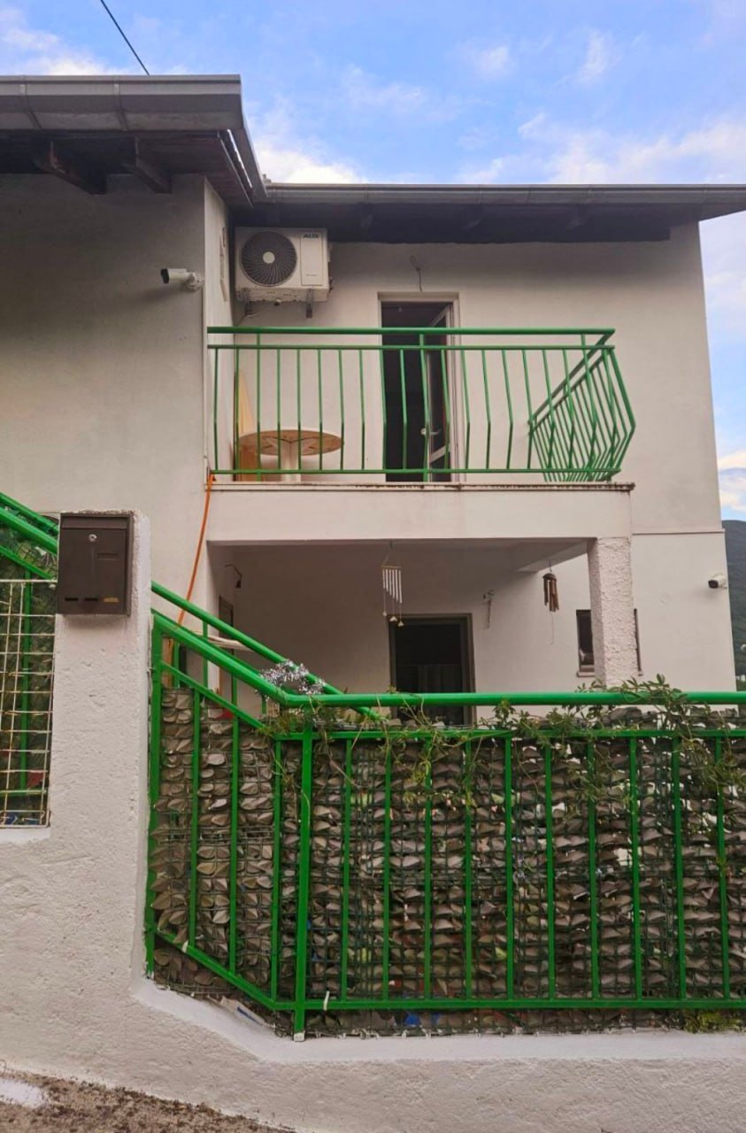 Продаж - Будинок Herceg Novi, Igalo