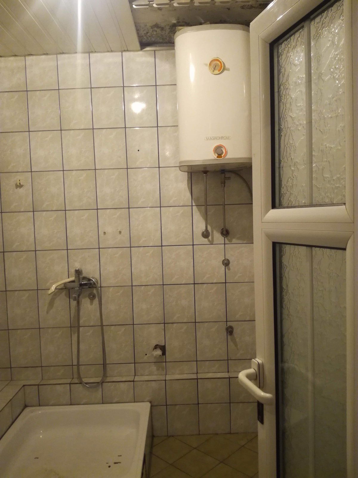 461c37f3-6037-4502-be0f-0dfdf3552ead.jpg