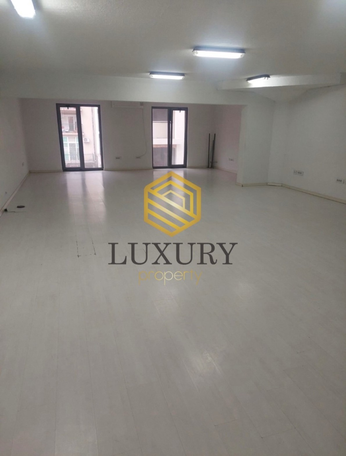 Rent - Office space Podgorica, 1. maj