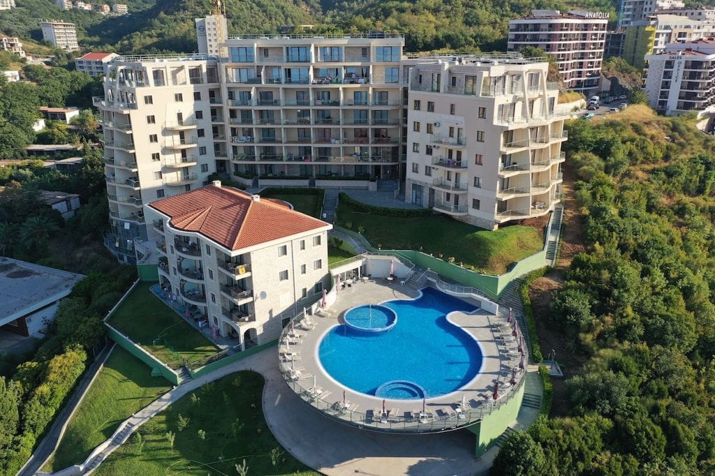 Продажа - Квартира Budva, Bečići
