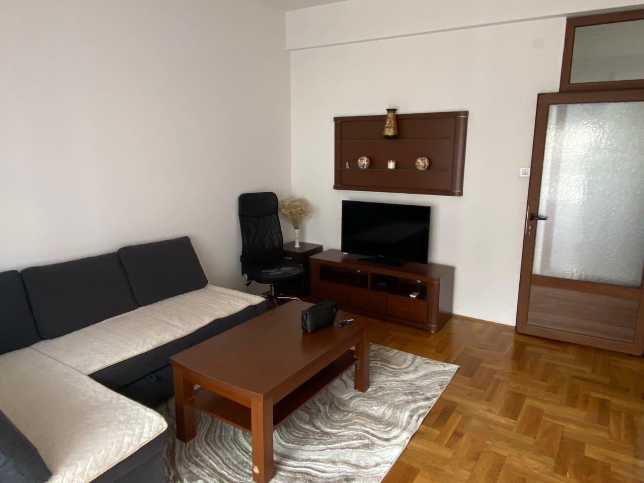 Izdavanje - Stan Podgorica, Kruševac