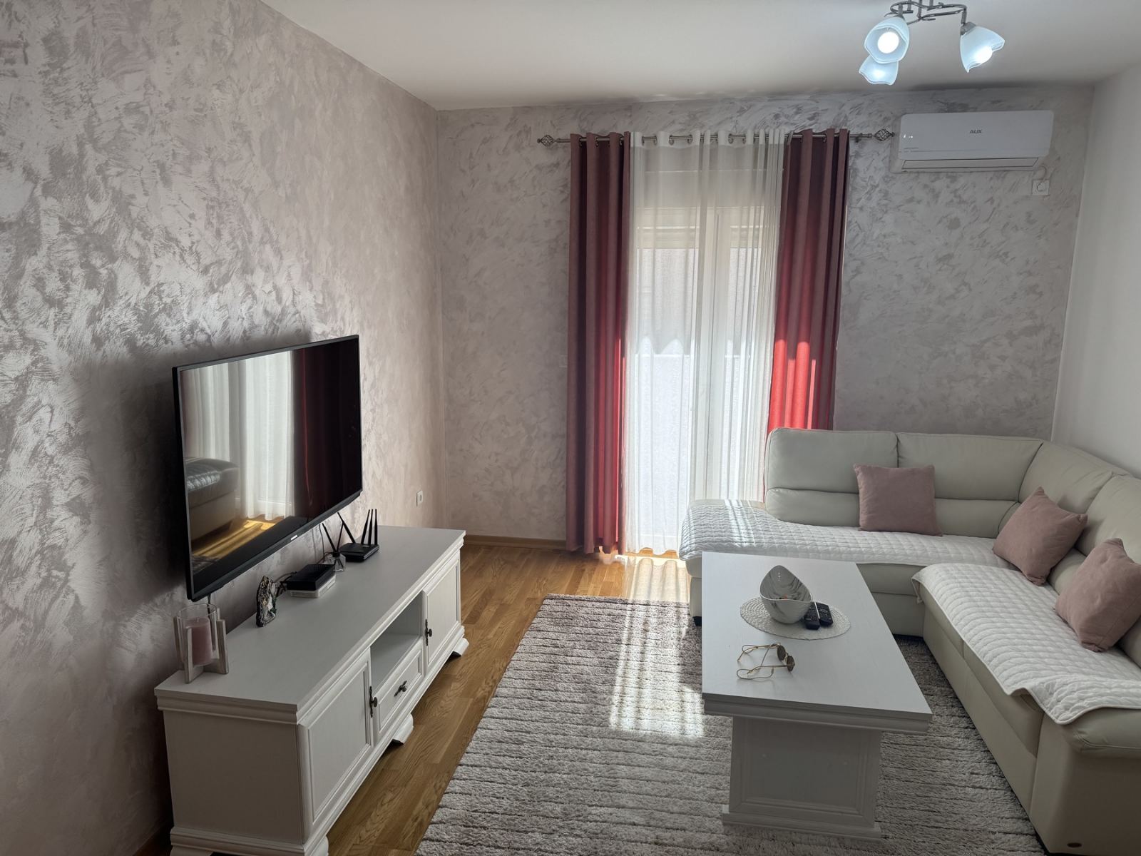 47d1da58-140d-417f-b5ef-e9eb06ec71a1.jpg
