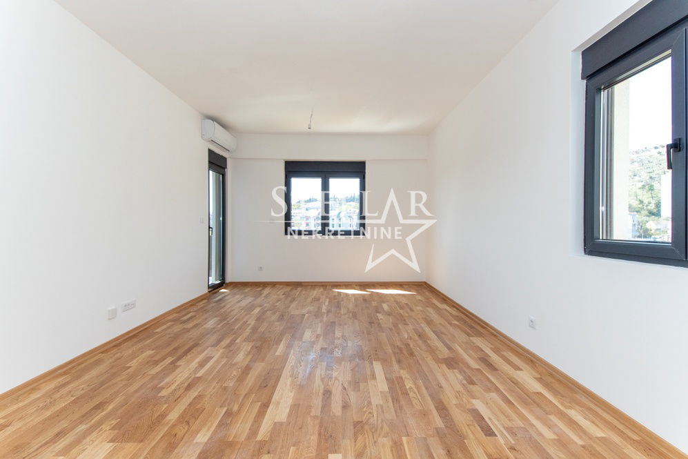 Продаж - Квартира Podgorica, Zagorič