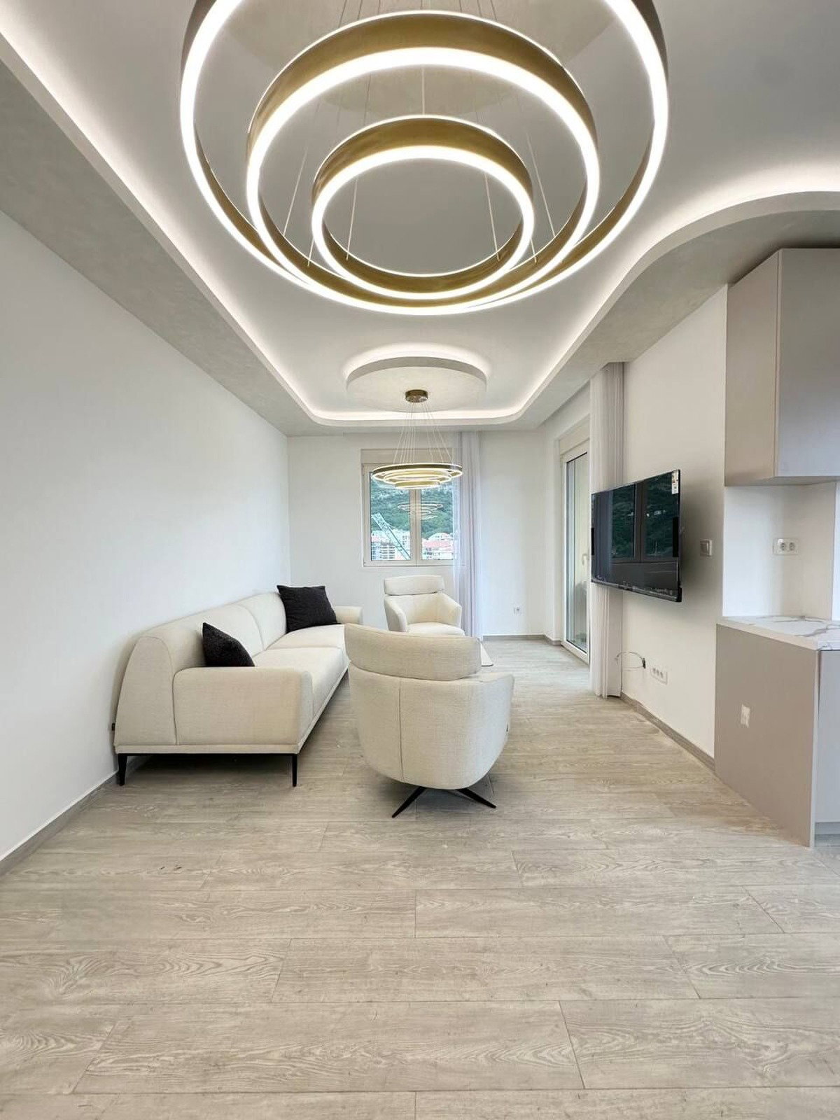 Sale - Apartment Budva, Bečići
