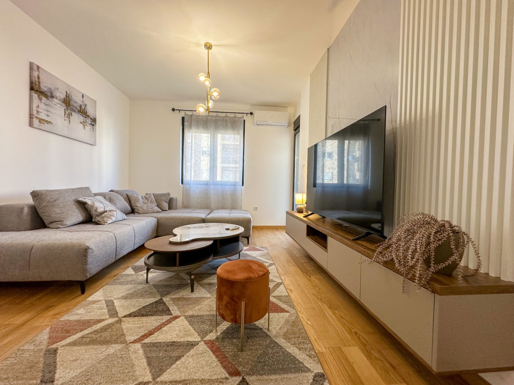 Оренда - Квартира Podgorica, City Kvart