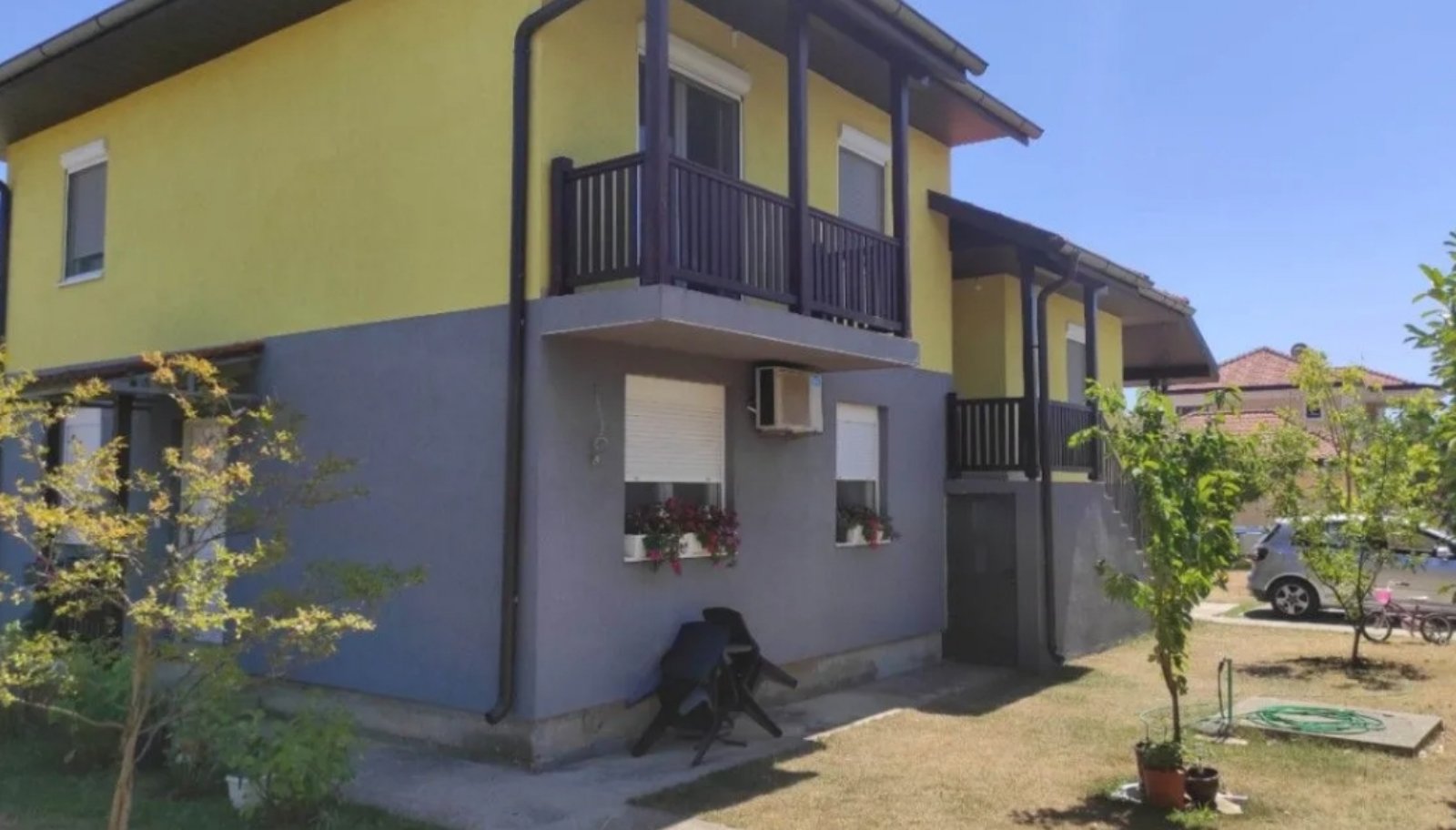 Продаж - Будинок Podgorica, Donja Gorica