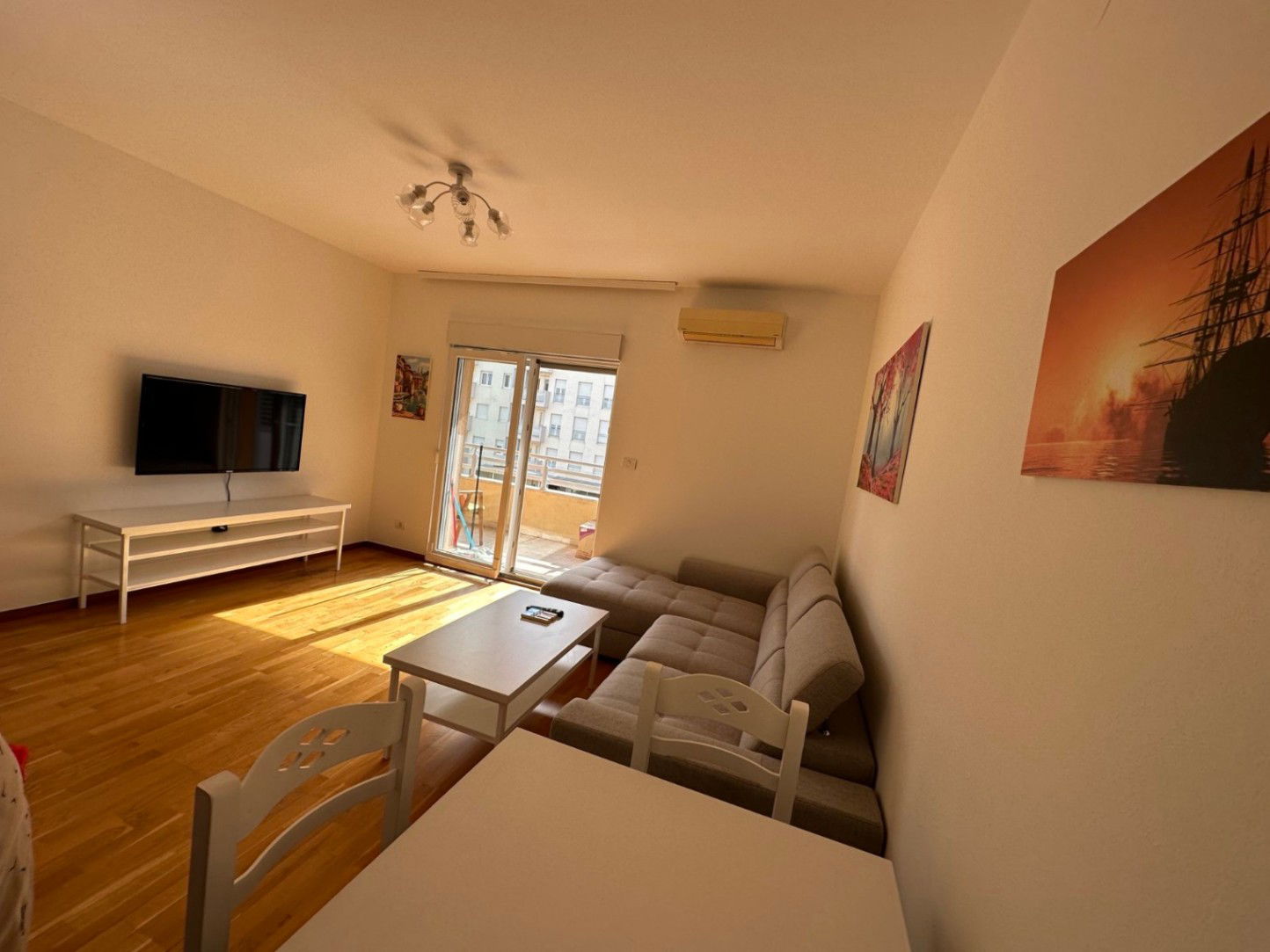 Оренда - Квартира Podgorica, City Kvart