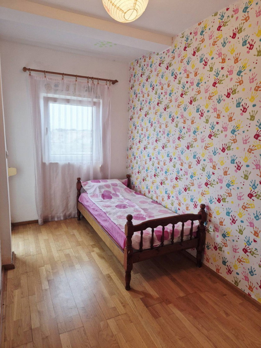4c81a505-96ea-4ee0-a899-442fcb5a074a.jpg