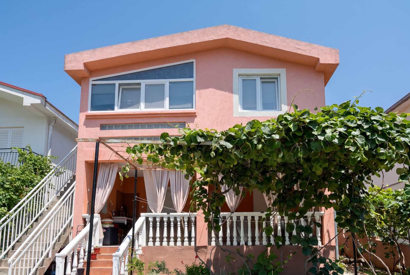 Satılık - Ev Bar, Sutomore