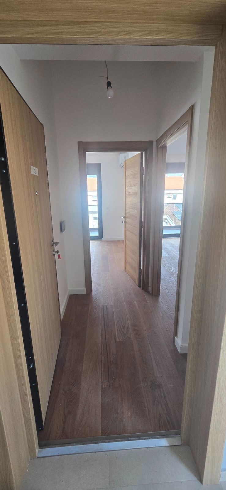 Продаж - Квартира Podgorica, Momišići