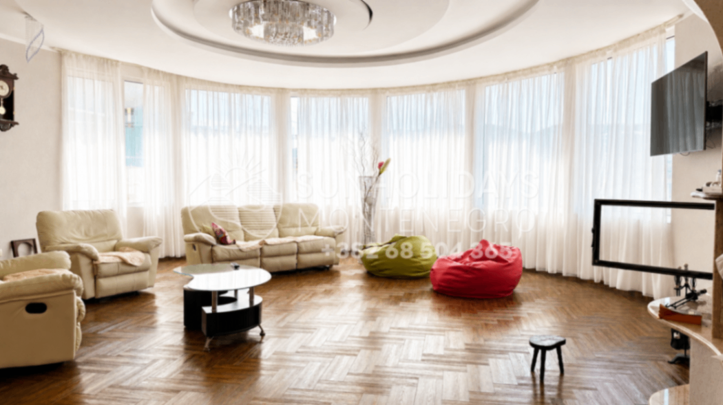 4d956ad1-0a3d-4acb-b625-a57383aefa14.png