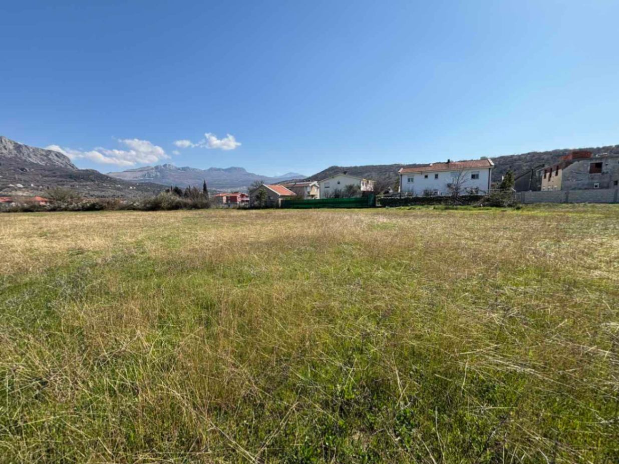 Prodaja - Zemljište Podgorica, Murtovina