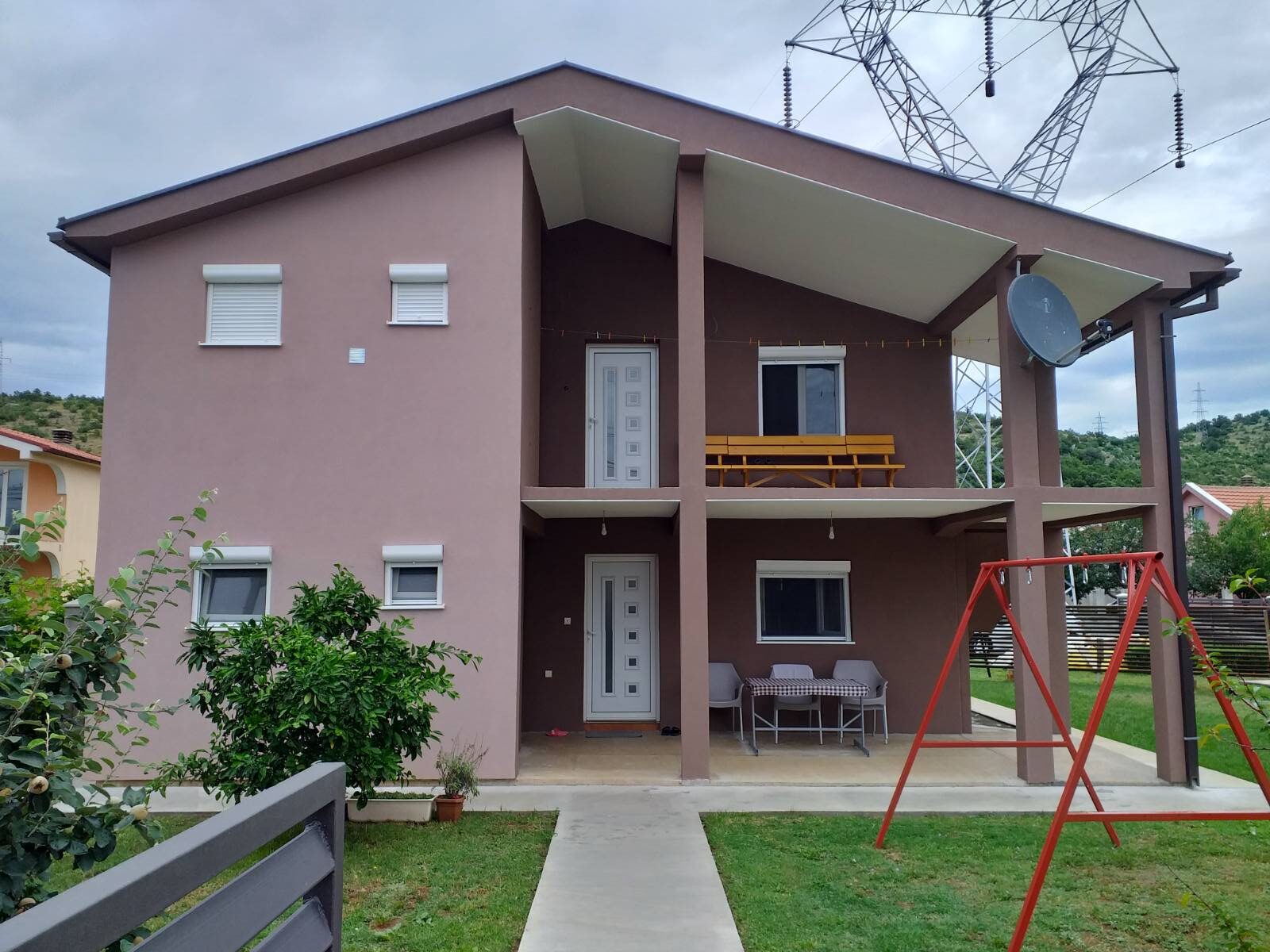 Продаж - Будинок Podgorica, Podgorica