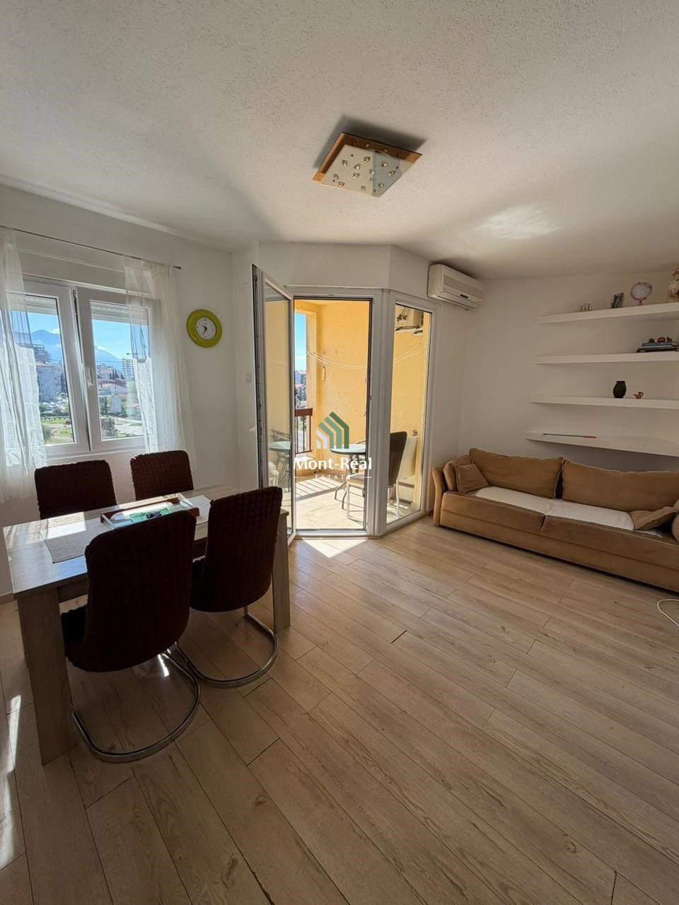 Продаж - Квартира Budva, Golubovina