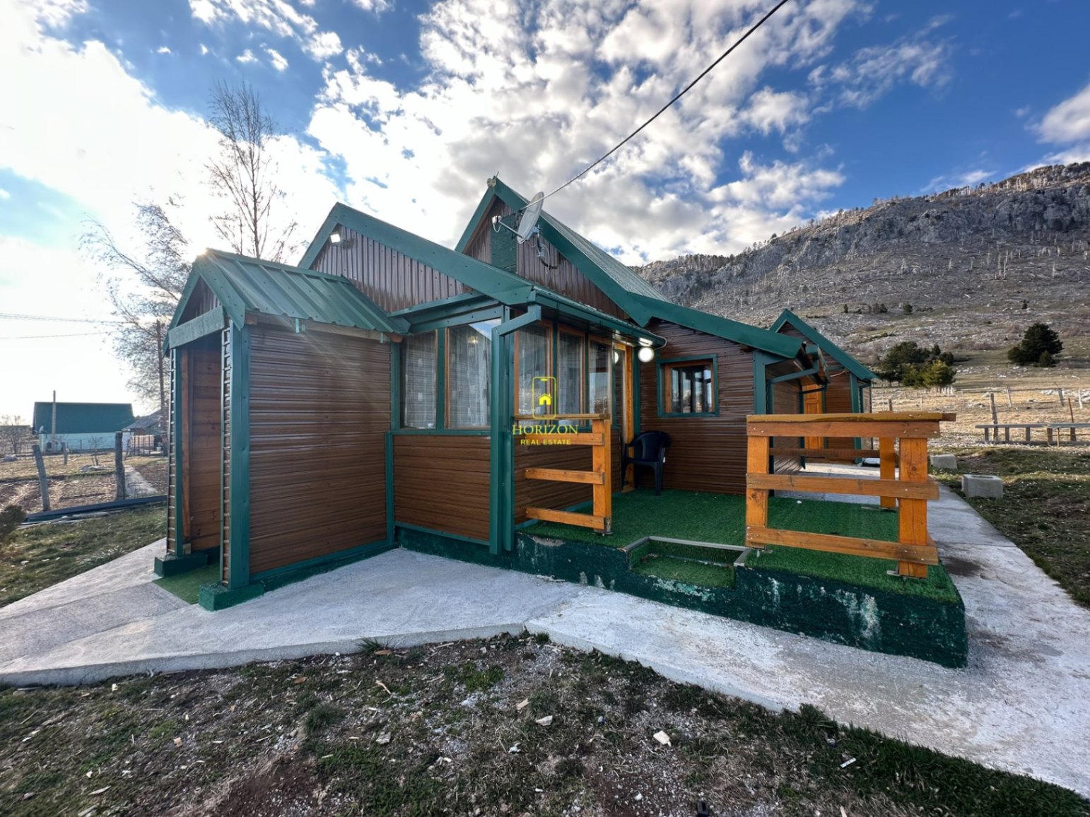 Prodaja - Kuća Podgorica, Kuči