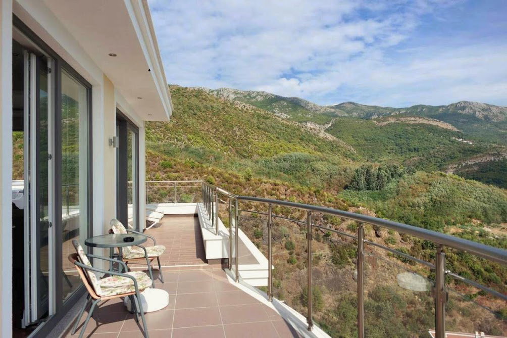 Продажа - Квартира Budva, Bečići