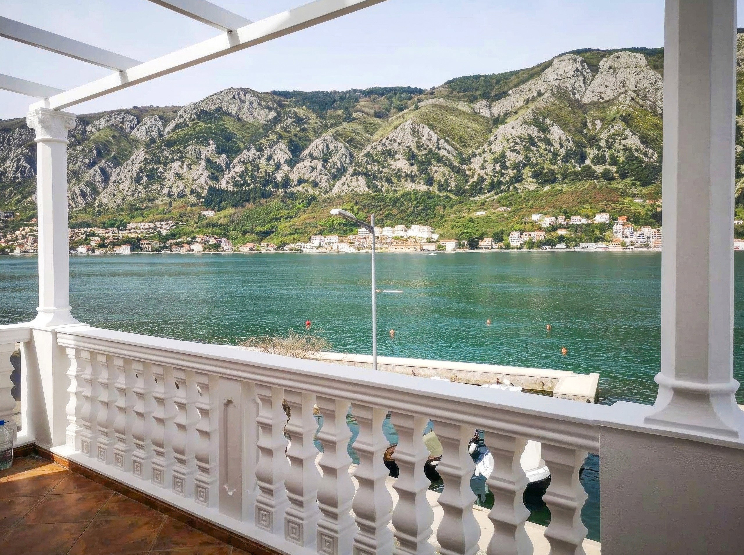 Izdavanje - Stan Kotor, Dobrota