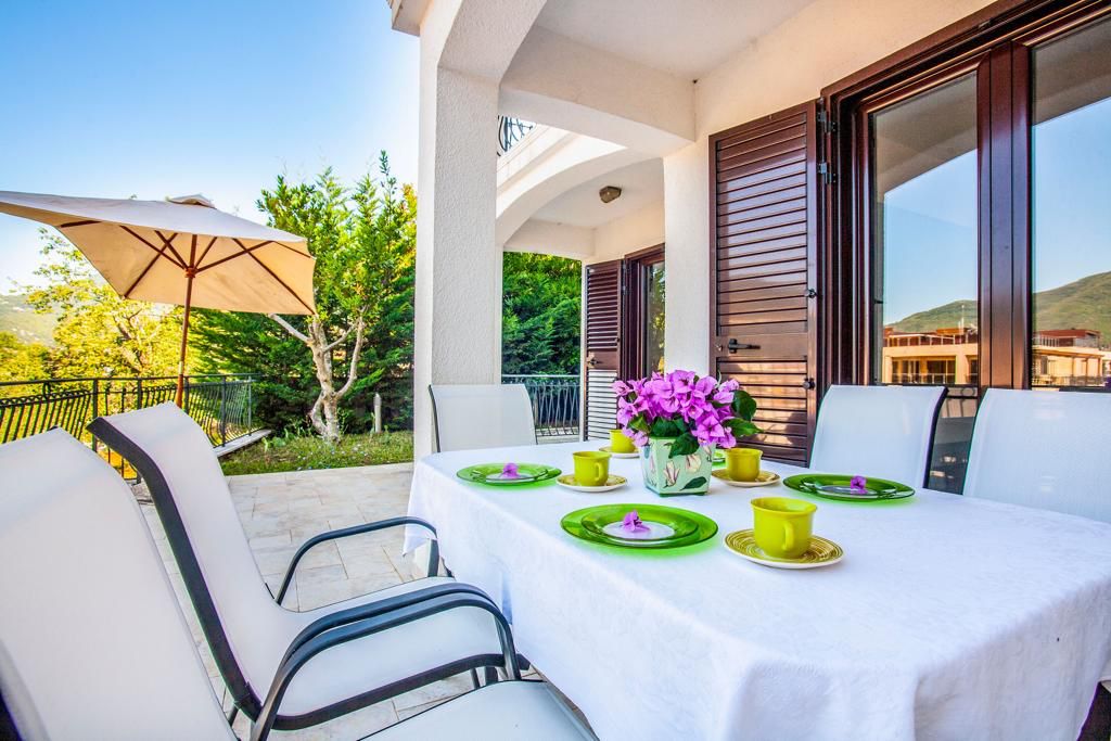 Prodaja - Kuća Budva, Budva