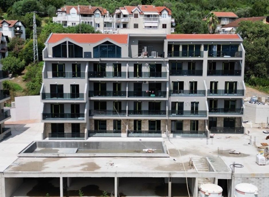 Sale - Apartment Herceg Novi, Đenovići