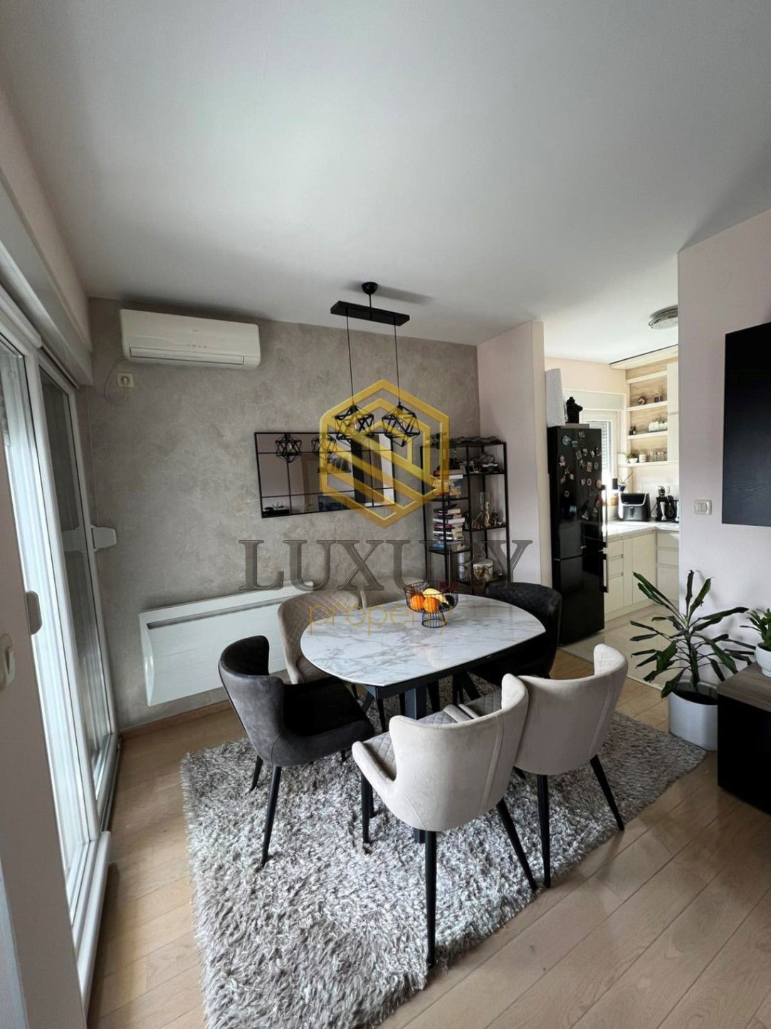 Продажа - Квартира Podgorica, City Kvart